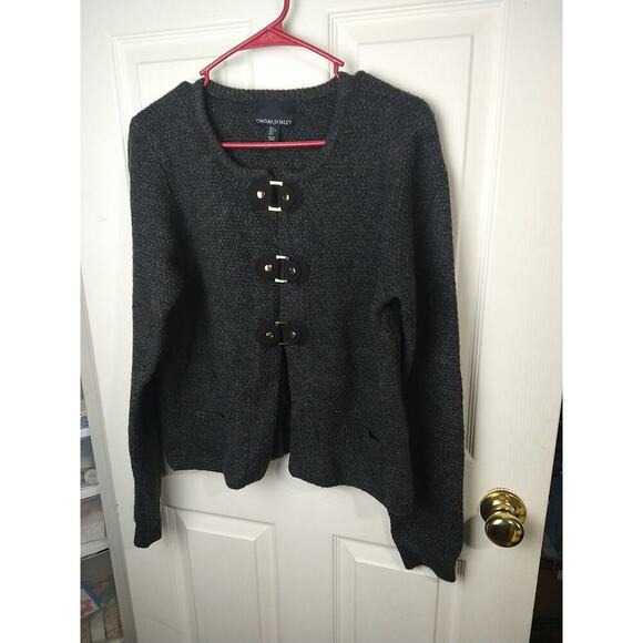 Cynthia Rowley Woman L Sweater Grey Buckle Front Cardigan Long Sleeve - Picture 2 of 9